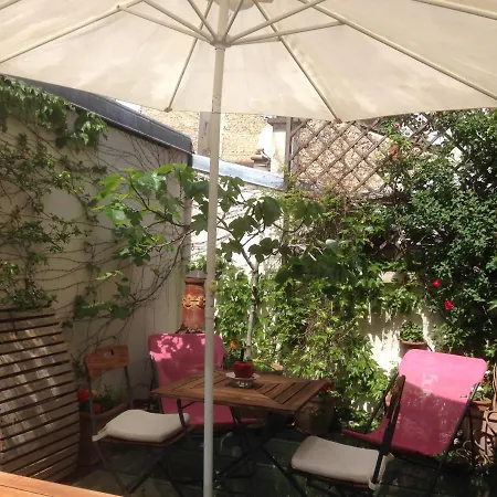 Terrasse Et Jardin 住宿加早餐酒店 *